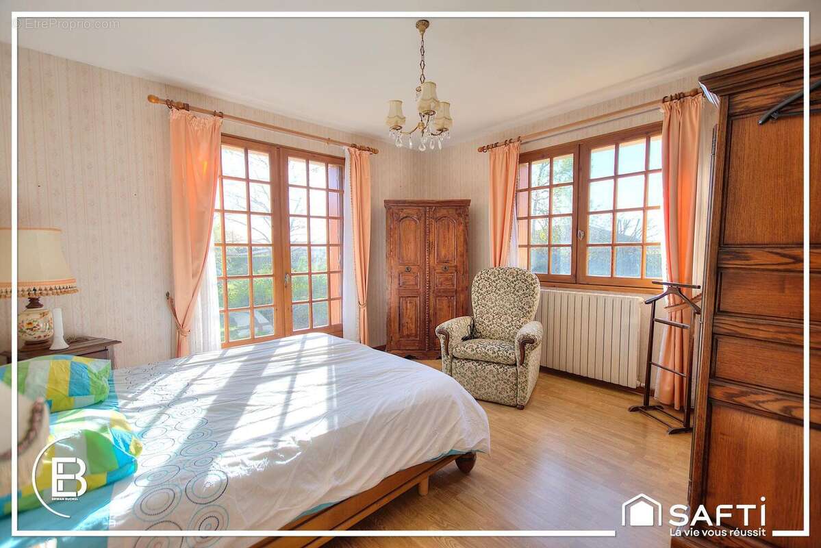 Maison 162 m² à Mazion  - photo 8
