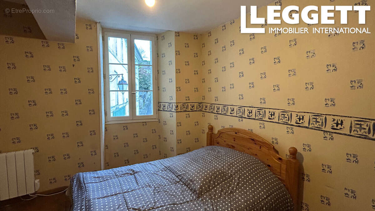 Appartement à AUBETERRE-SUR-DRONNE