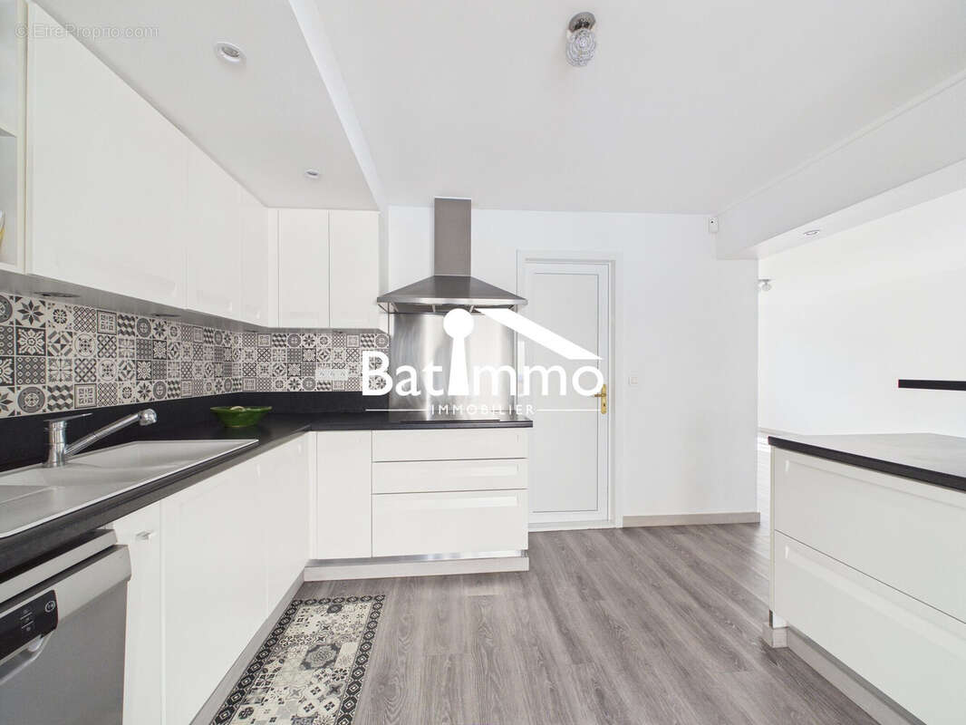 Maison à ARS-SUR-MOSELLE