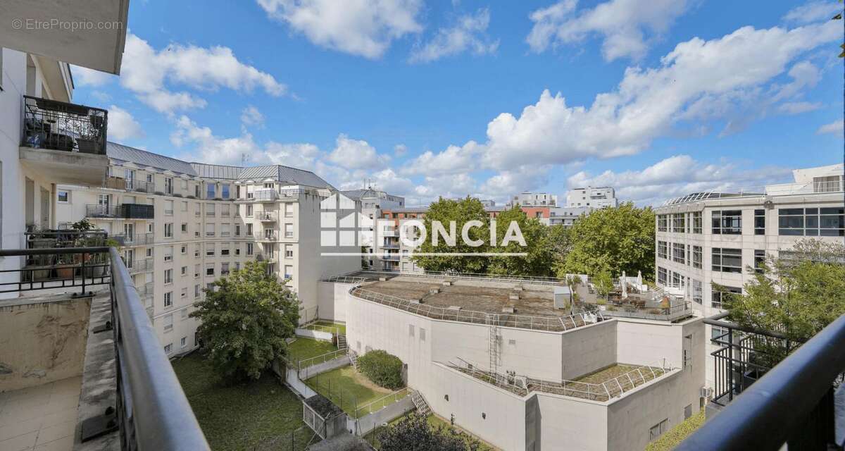 Appartement à ISSY-LES-MOULINEAUX