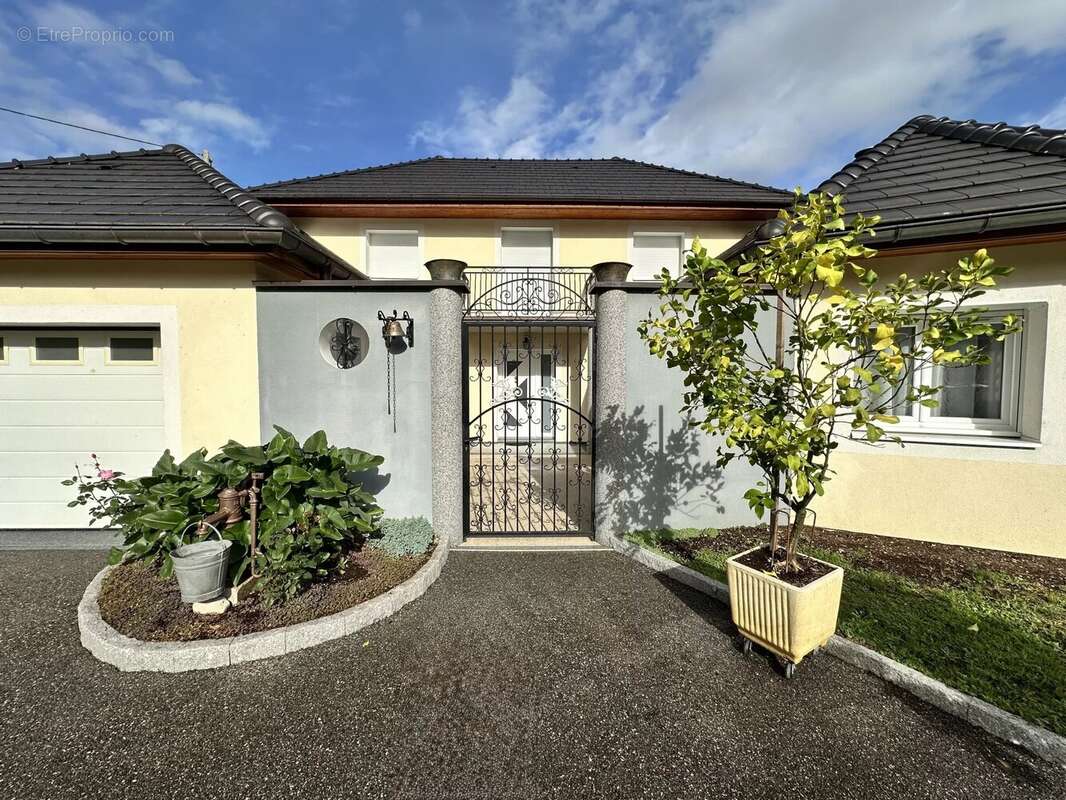 Maison à LE BOURGET-DU-LAC