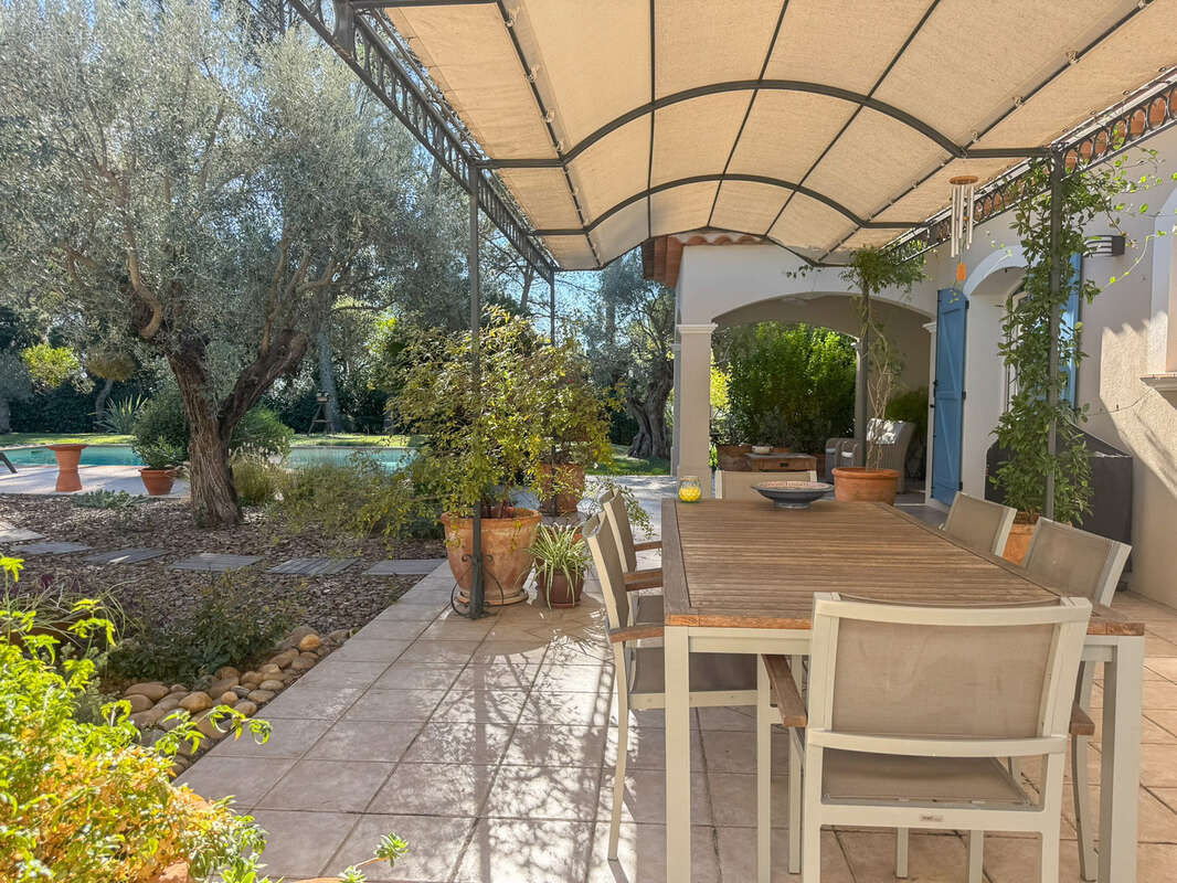 Maison à PUGET-SUR-ARGENS