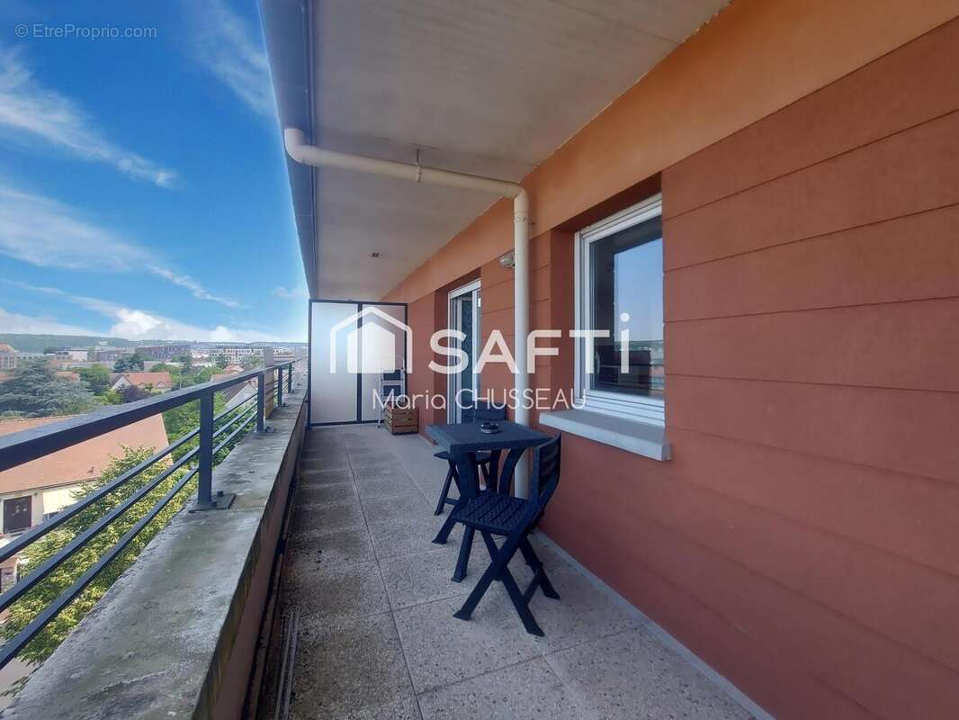 Photo 2 - Appartement à MANTES-LA-VILLE