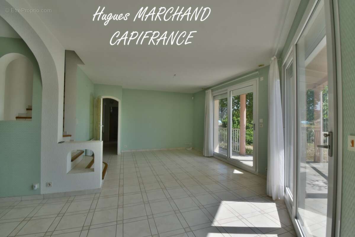 A vendre  MURVIEL LES BEZIERS (34490), Villa traditionnelle sur 1 720 m² de terrain divisible – Un fort potentiel ! - photo 8