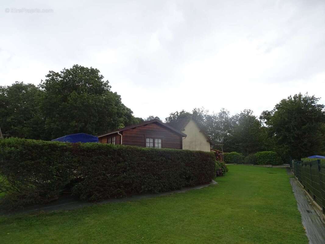 Maison à PORT-EN-BESSIN-HUPPAIN