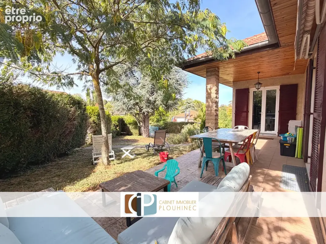 Maison à vendre   Flacé-lès-Mâcon   138 m2   Terrain clos et arboré de près de 900 m2. - photo 31