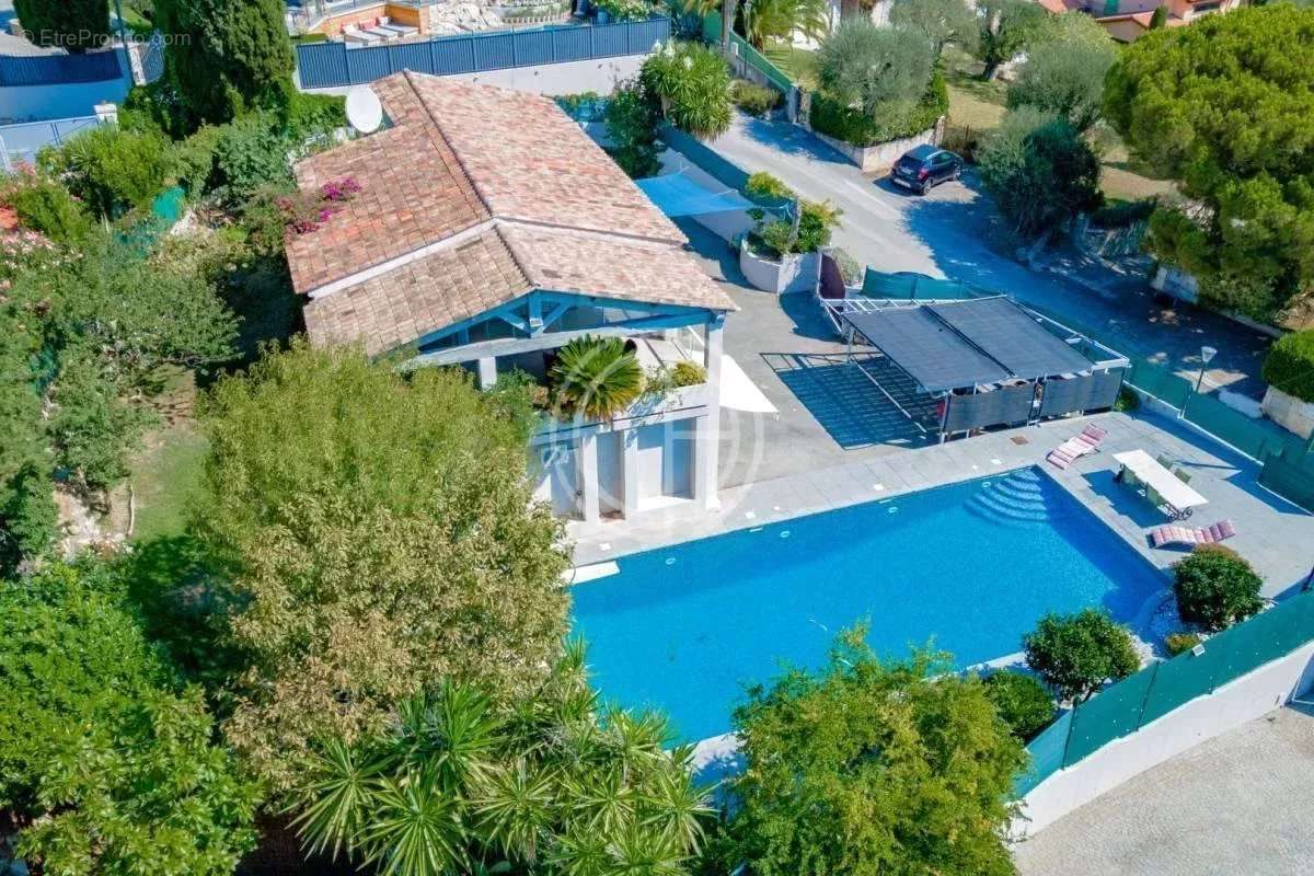 Maison à MOUGINS
