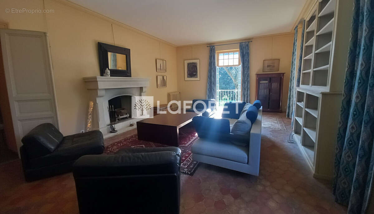 Maison à VILLENEUVE-LES-AVIGNON