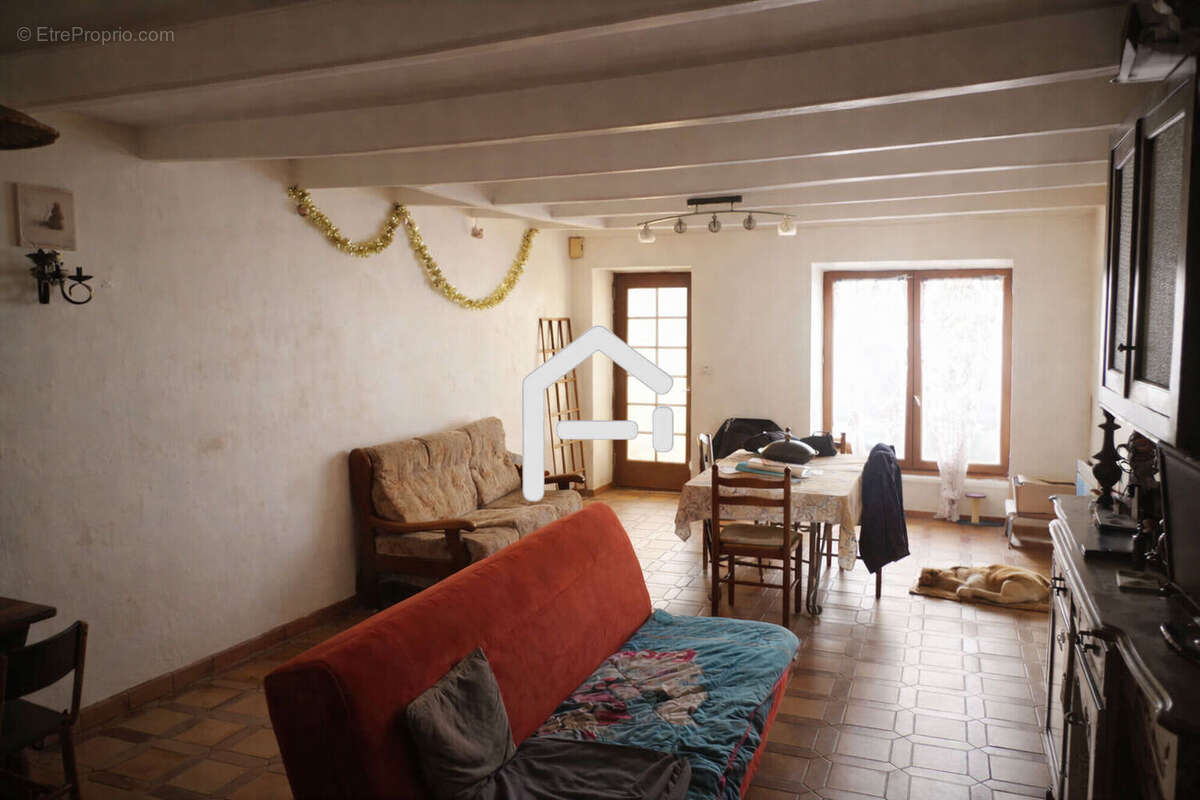 Maison 123 m² à Lezay  - photo 9
