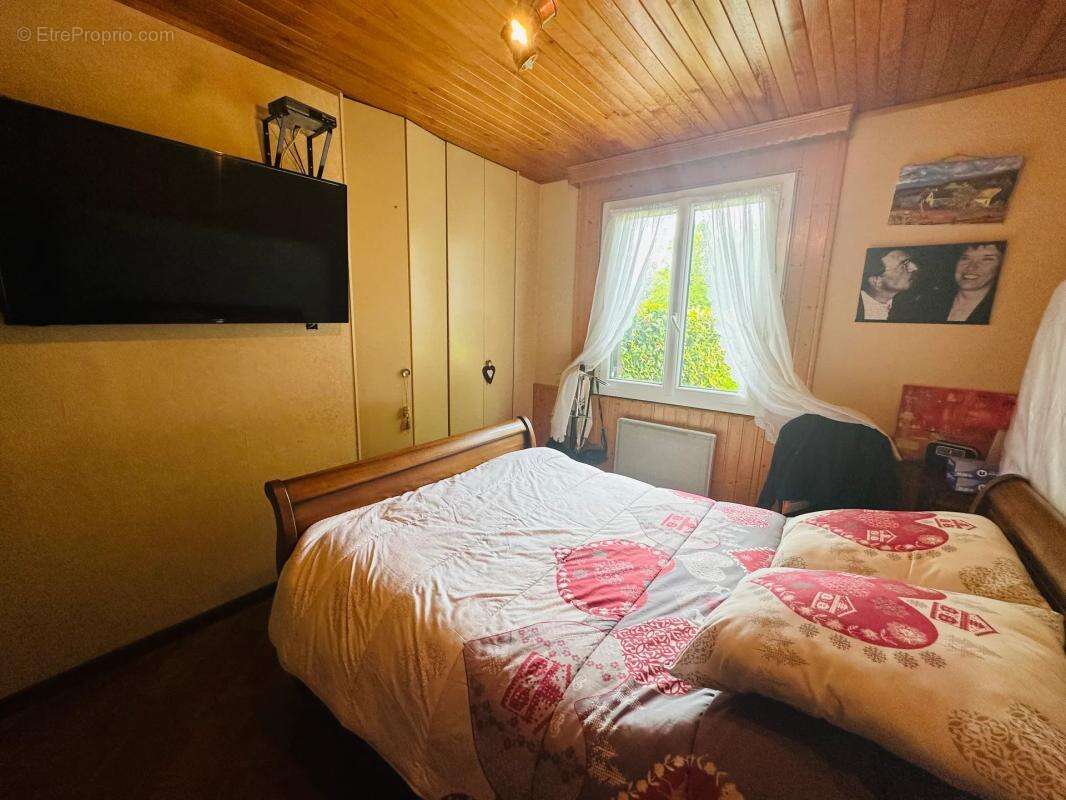 Maison à CHARIX