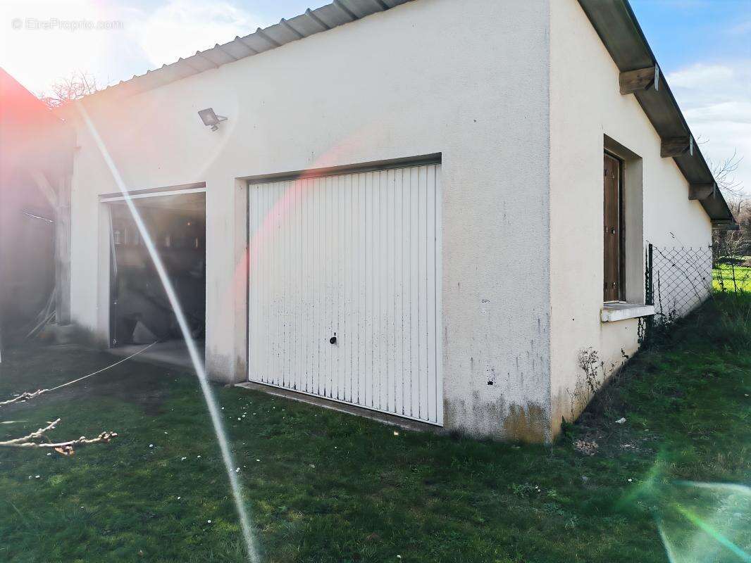A SAISIR : ancien corps de ferme avec fort potentiel ! - photo 27