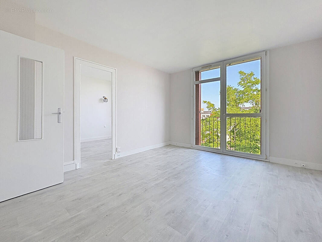 Appartement à ROMAINVILLE