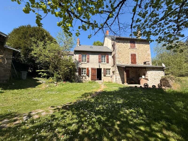 Maison à SAINT-VAURY