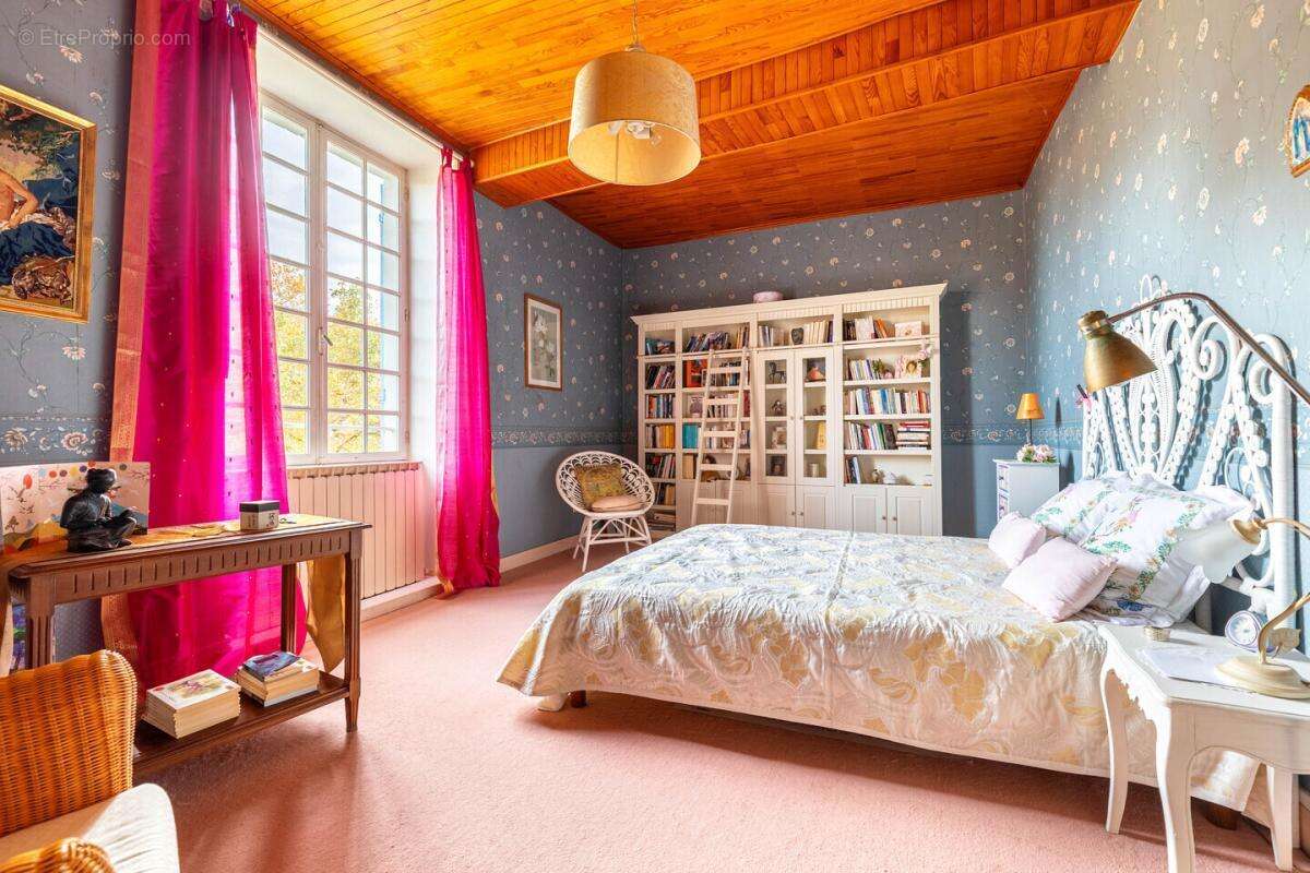 Maison à CASTETS-EN-DORTHE