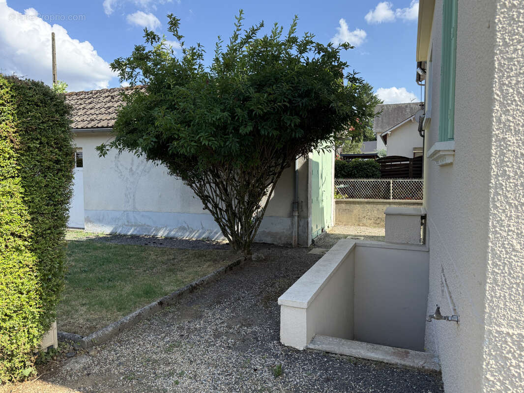 Maison à SAINT-SORNIN-LAVOLPS