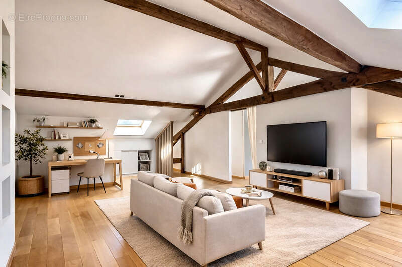 Maison à ORNEX