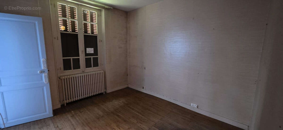Maison à RUFFEC