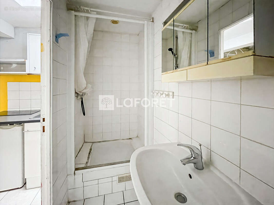 Appartement à PARIS-10E