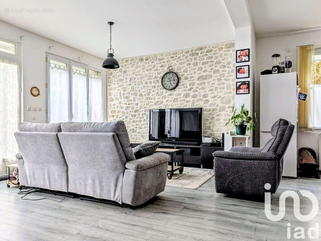 Photo 3 - Maison à VIGNEUX-SUR-SEINE