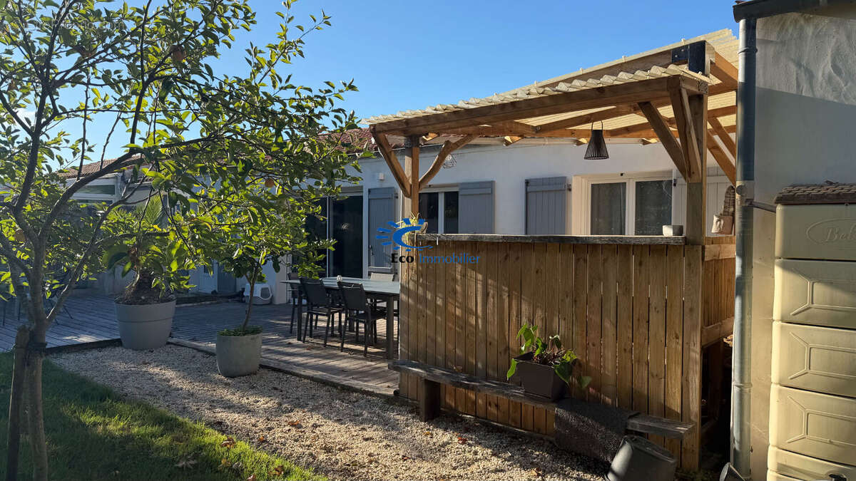 Maison à L&#039;HOUMEAU