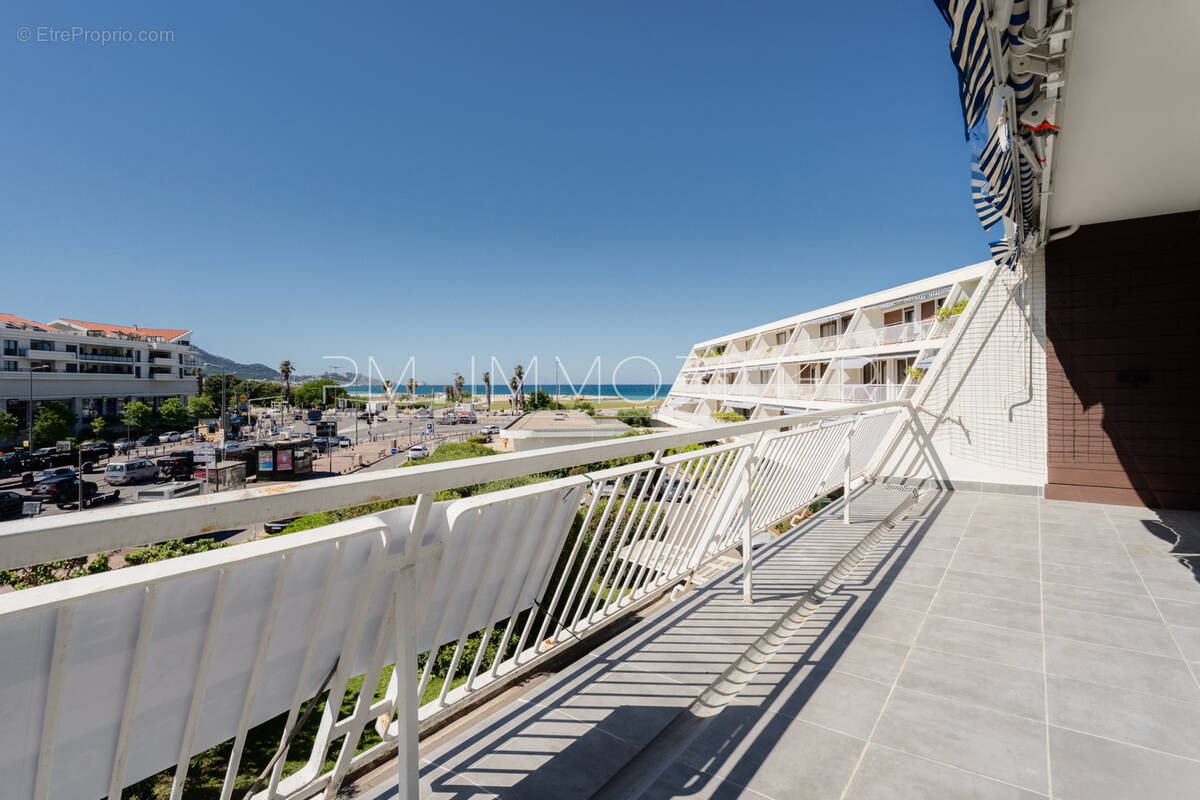Appartement à MARSEILLE-8E