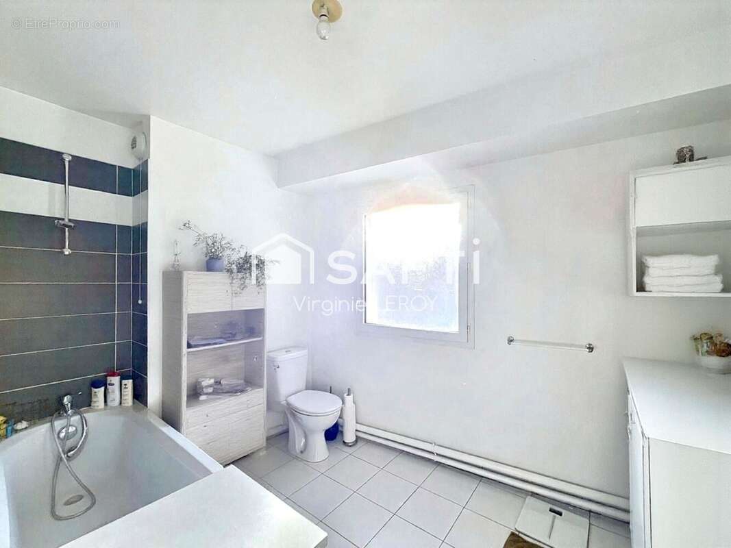 Photo 7 - Appartement à LACROIX-SAINT-OUEN