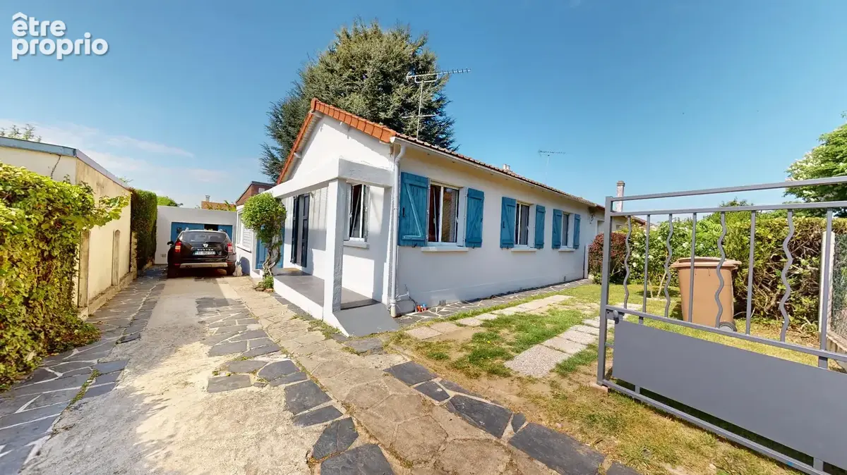 Maison Fontenay Le Fleury Plain-Pied 5 pièces 99,12 m2 - 561 m² de terrain - photo 10
