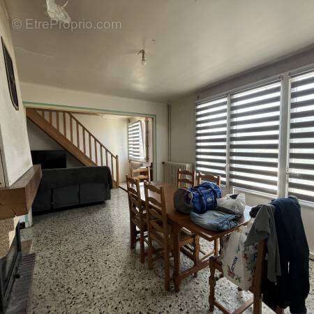 1 n°6 - Maison à ARREST