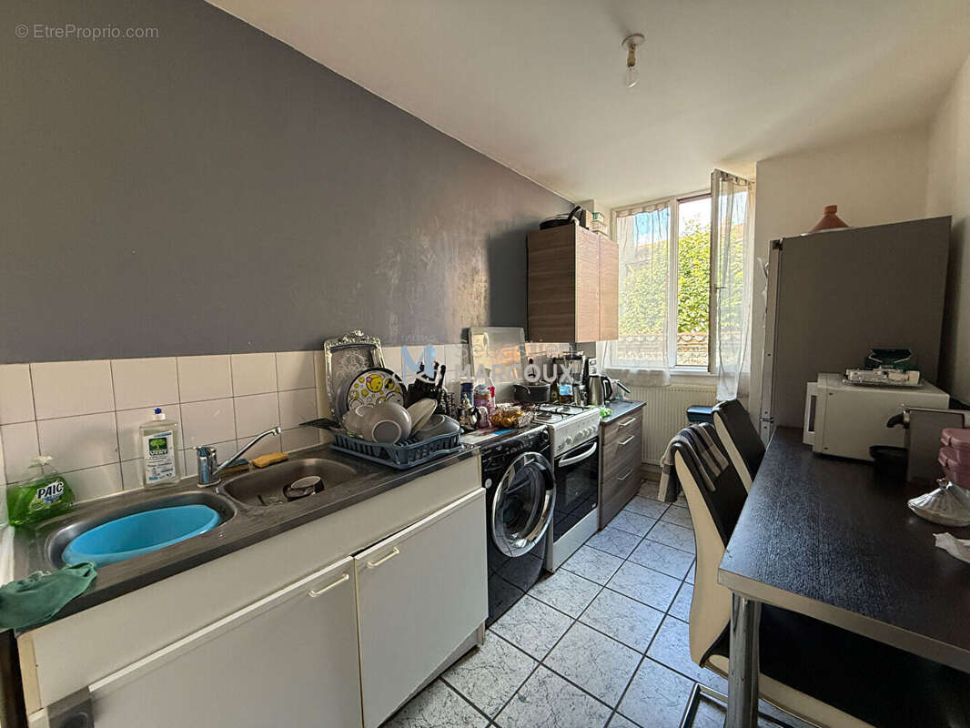 Appartement à SURY-LE-COMTAL