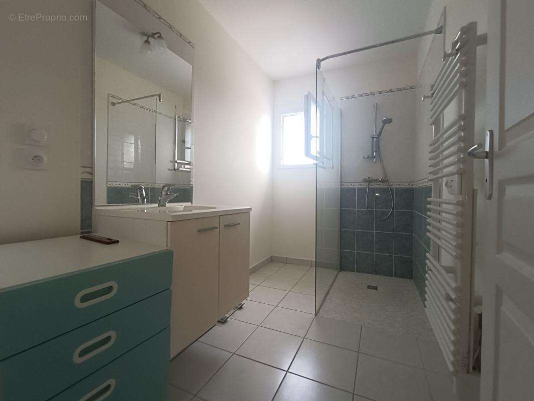 Maison à SAINT-GEORGES-DE-DIDONNE