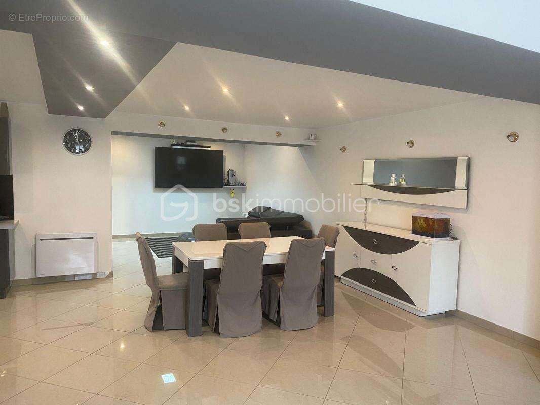 Maison à NANTEUIL-LES-MEAUX