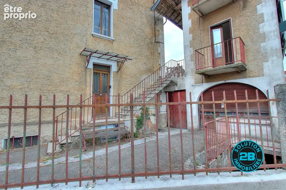 Appartement à AIX-LES-BAINS