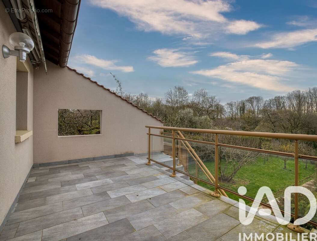 Photo 8 - Maison à ROUSSY-LE-VILLAGE