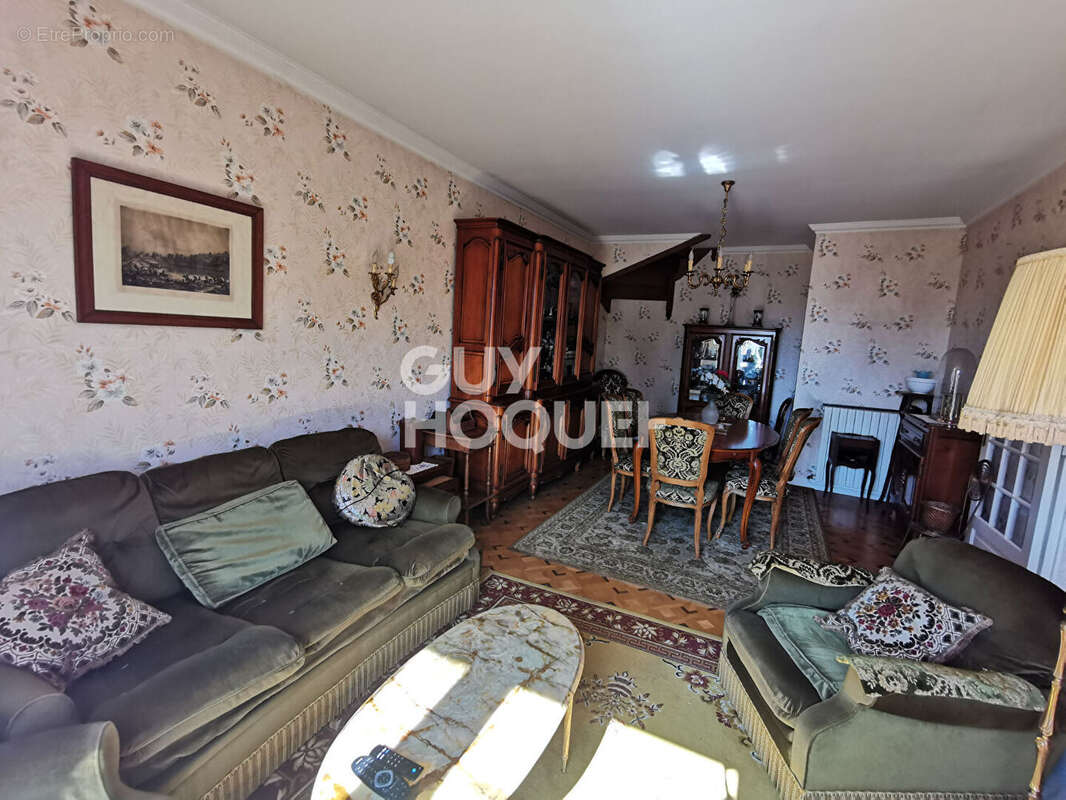 Maison à ROSNY-SOUS-BOIS