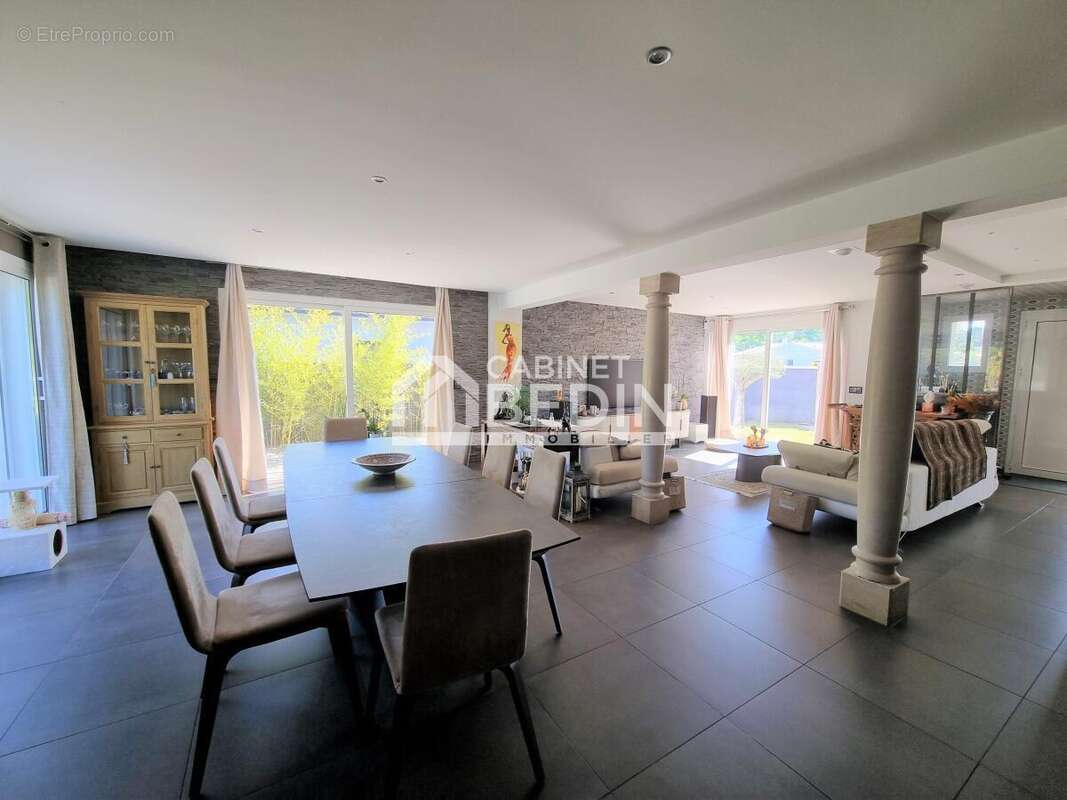 Maison à SAINT-SELVE