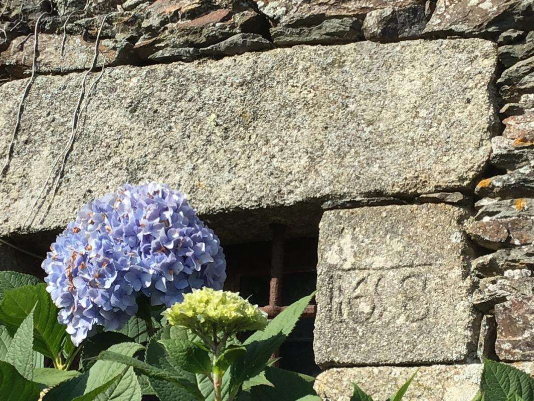 Maison à SAINT-MARTIN-DES-PRES