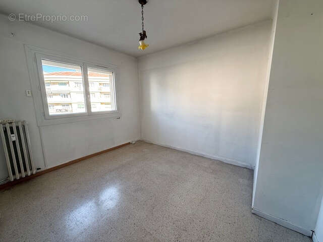 Appartement à LA VALETTE-DU-VAR