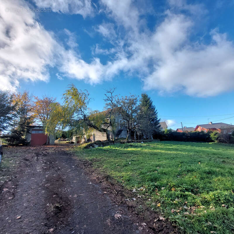 Maison à SAINT-AGREVE