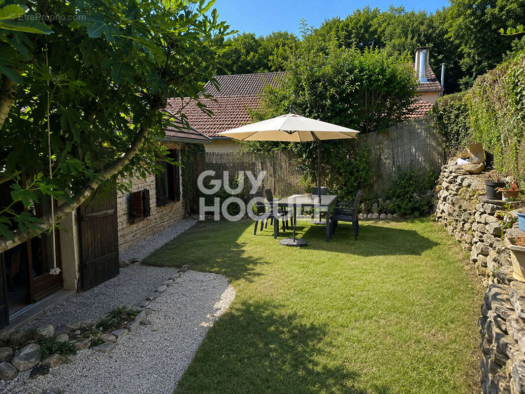 Maison Velleguindry Et Levrecey - photo 18