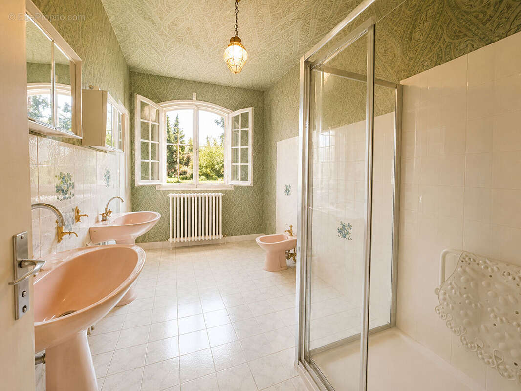 Maison 169 m² à Lavoux  - photo 5