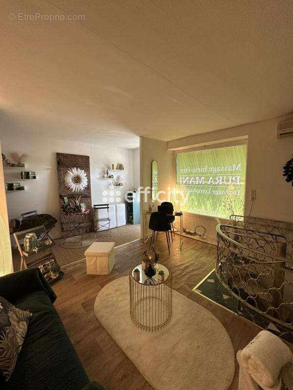 Locaux/Biens immobiliers - photo 3