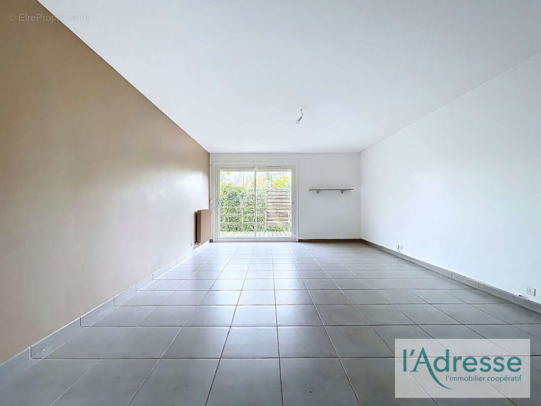 Maison à CASTELGINEST