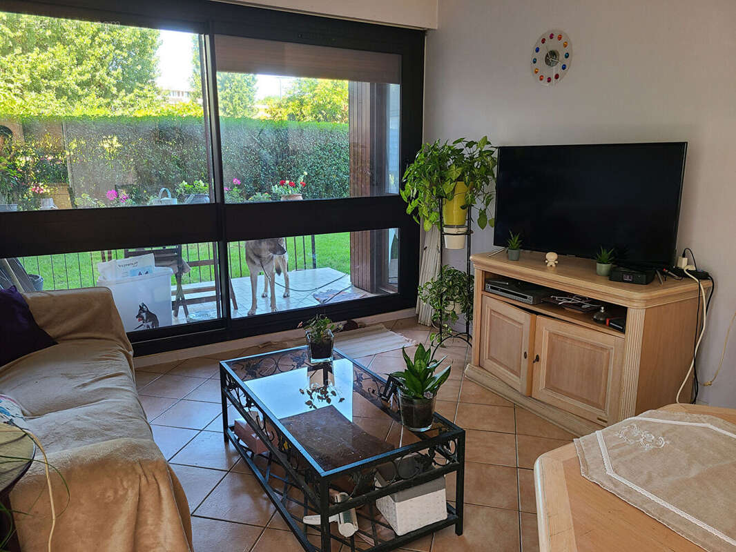 Appartement à FONTENAY-LE-FLEURY