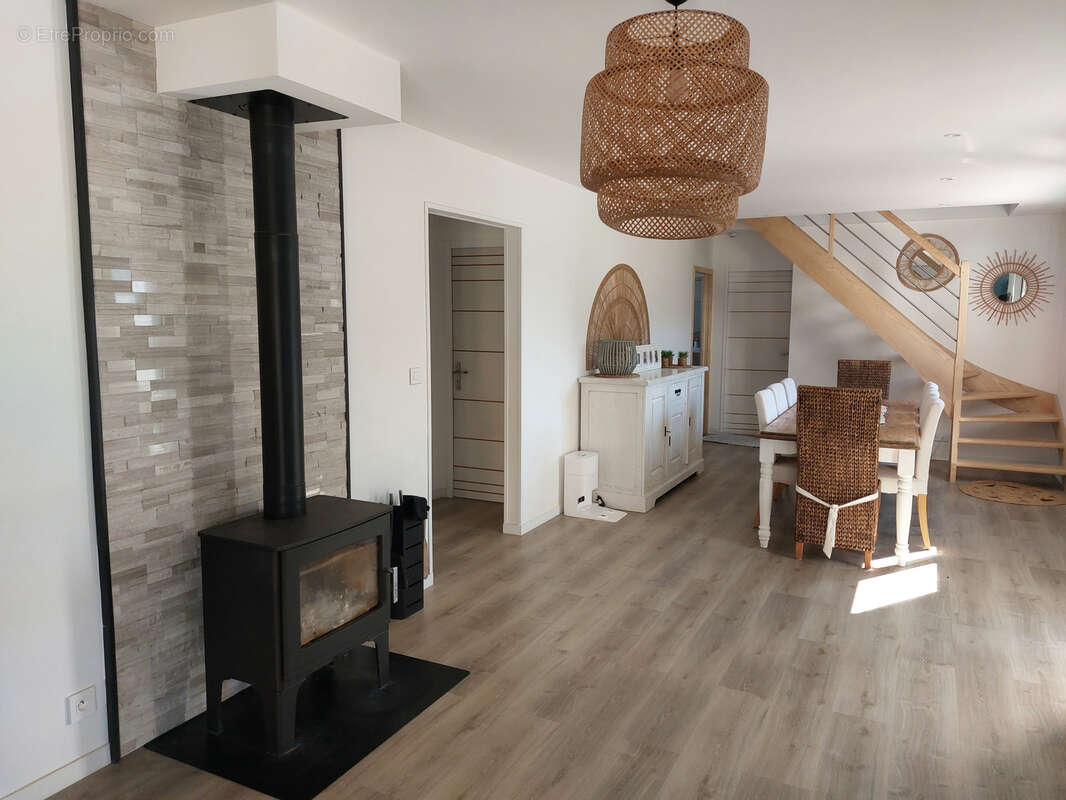 Maison à BEAUFORT-EN-VALLEE