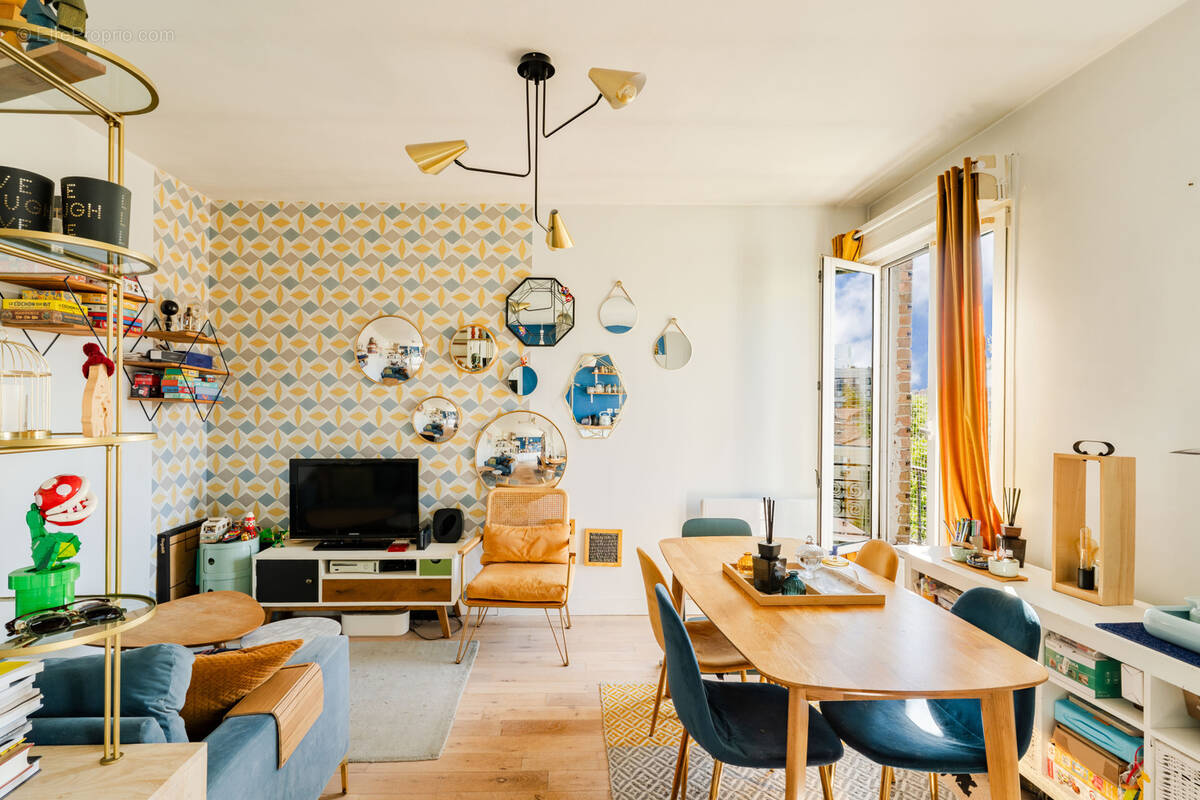 Appartement à LA GARENNE-COLOMBES