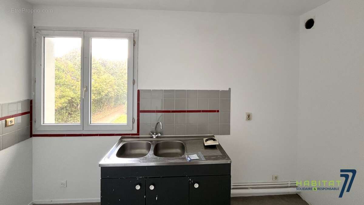 Appartement 55 m² à Magny-Le-Hongre  - photo 5