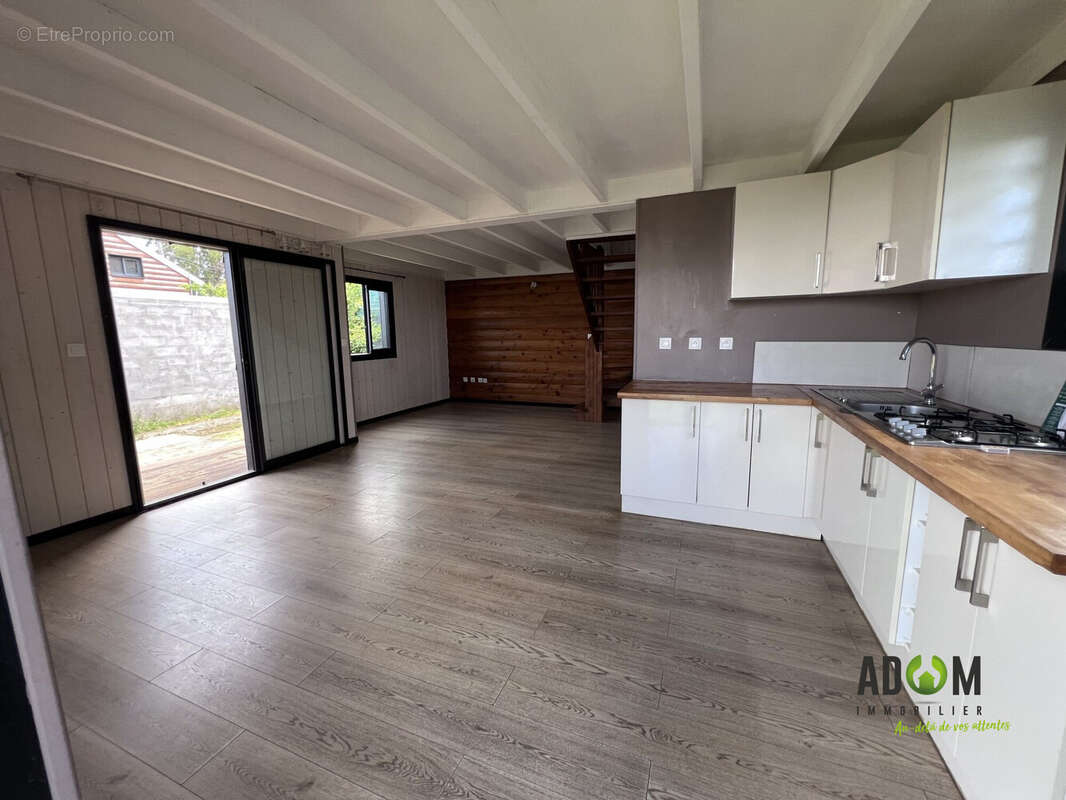 Cuisine - Maison à SAINT-PIERRE