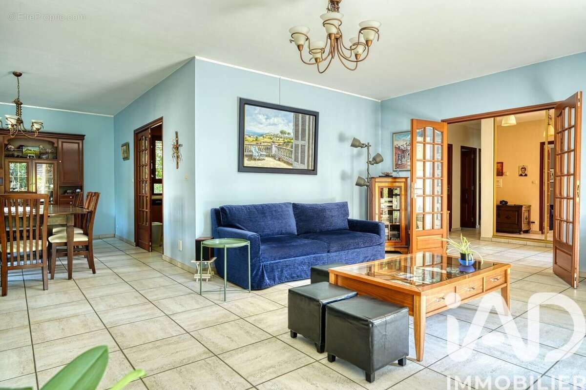 Photo 7 - Maison à BURES-SUR-YVETTE