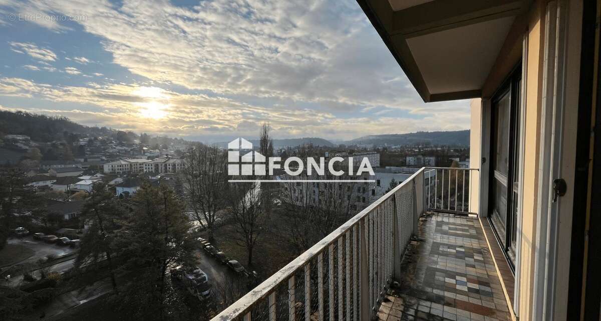 Appartement à BOURGOIN-JALLIEU