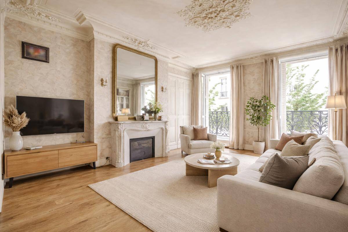 Appartement à PARIS-9E